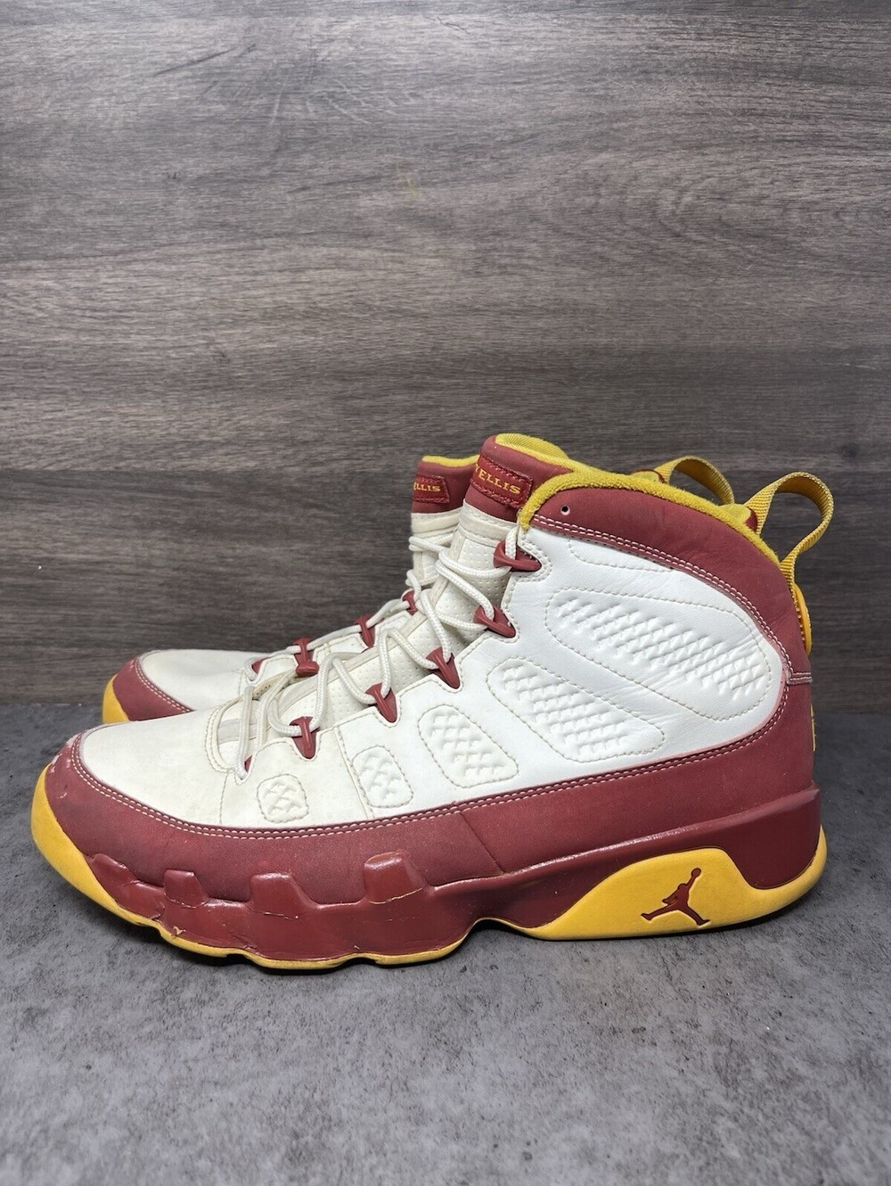Air Jordan 9 Retro Bentley Ellis Crawfish Mens Size 10 302370-140 Sneakers